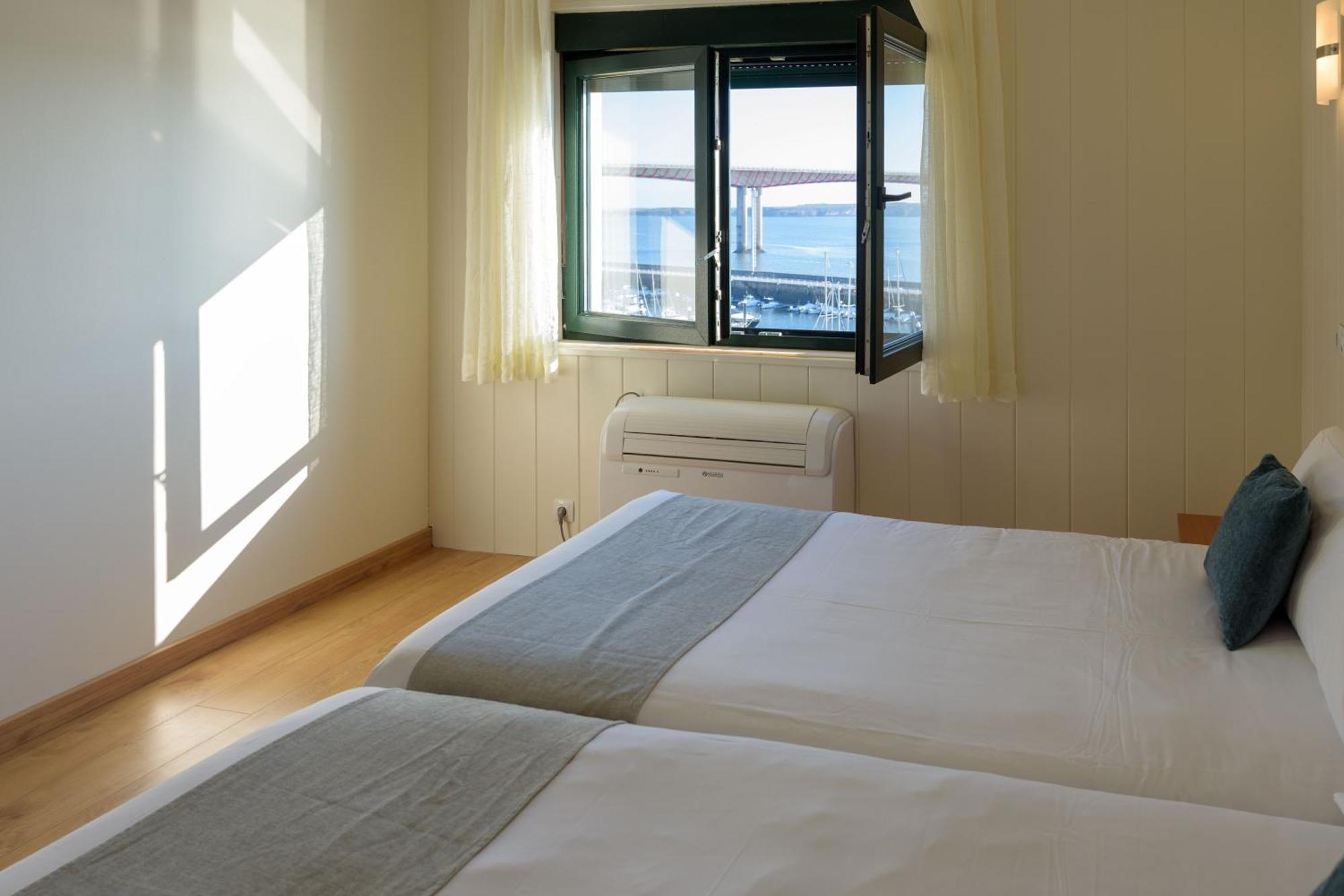 Hotel Alda Fogar Do Marineiro รีบาเดโอ ภายนอก รูปภาพ