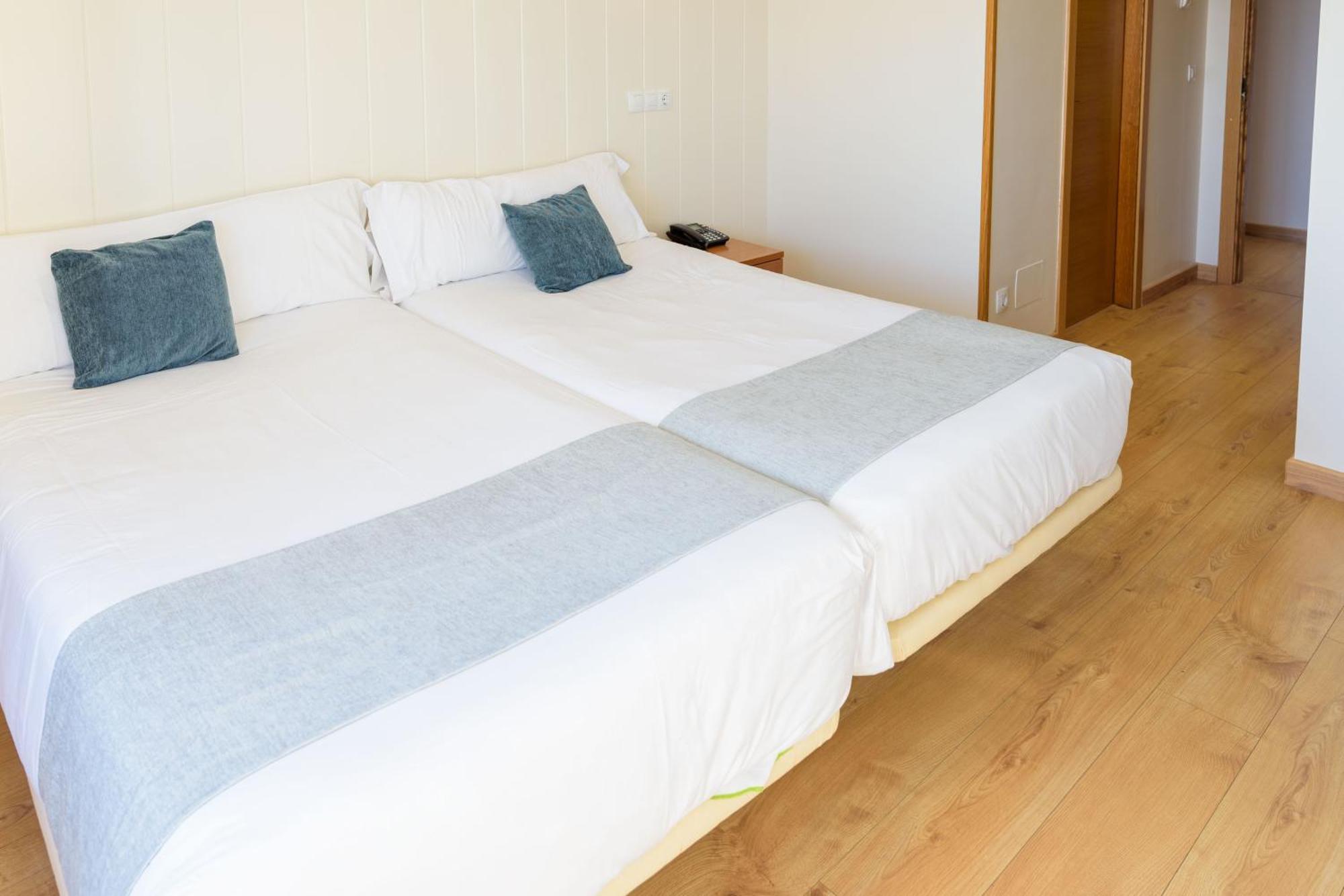 Hotel Alda Fogar Do Marineiro รีบาเดโอ ภายนอก รูปภาพ